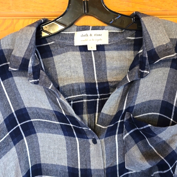 Cloth & Stone Flannel - Picture 2 of 6